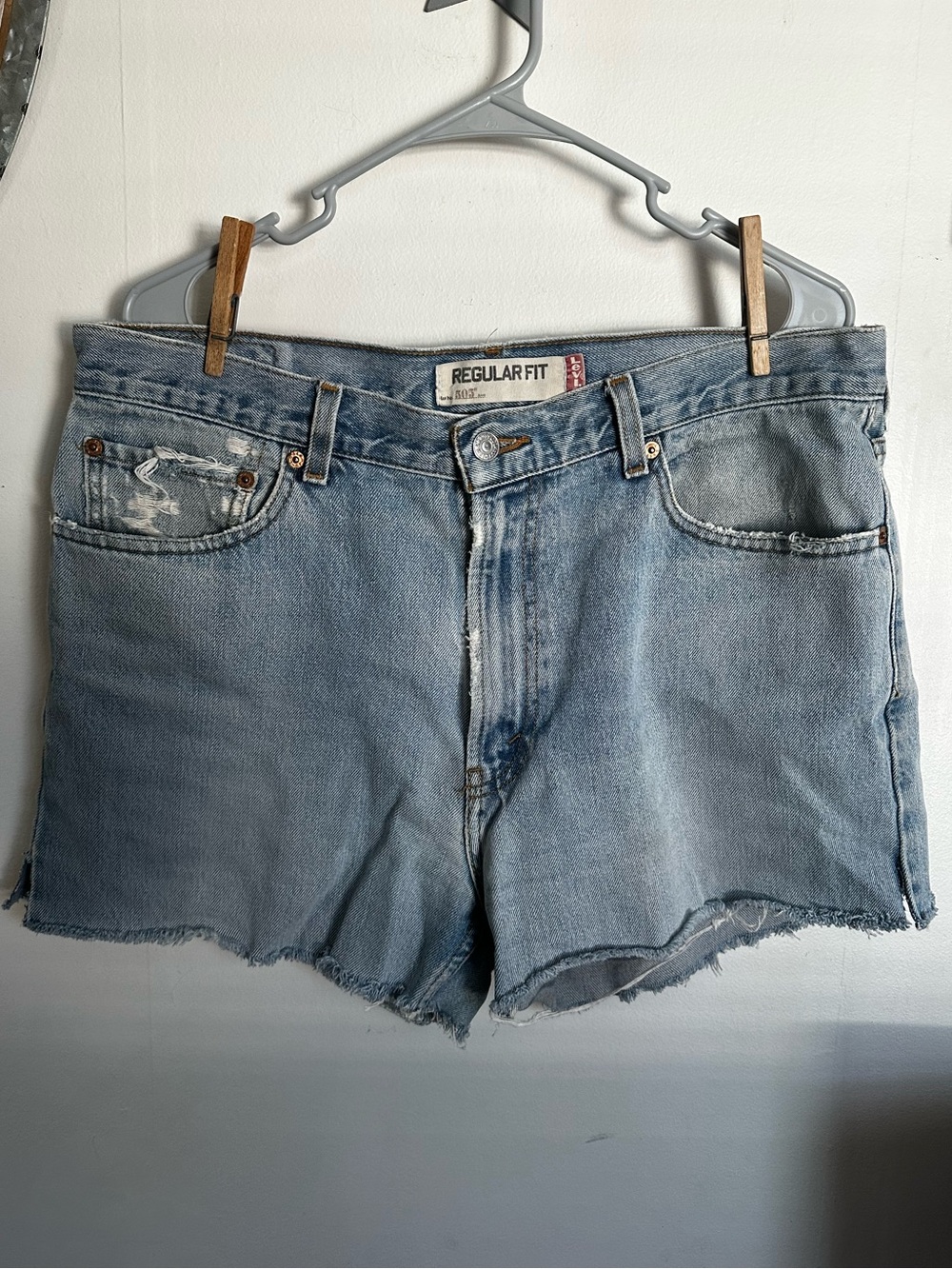 Levi’s Blue Distressed Denim Jean Shorts 36W